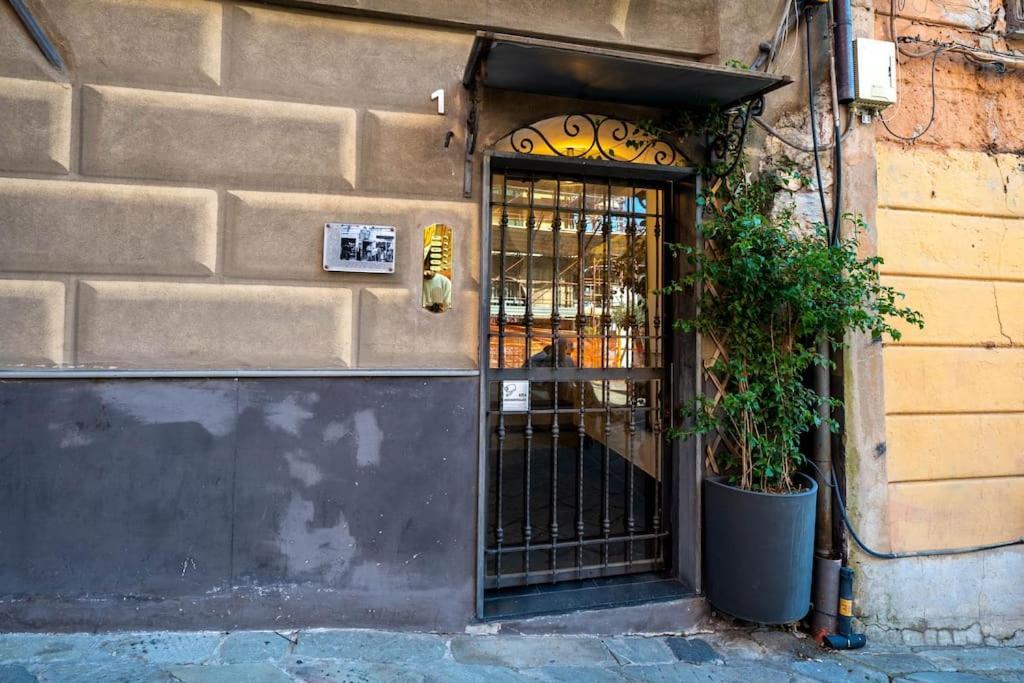 Ferienwohnung Diamante Nel Porto Genua Exterior foto
